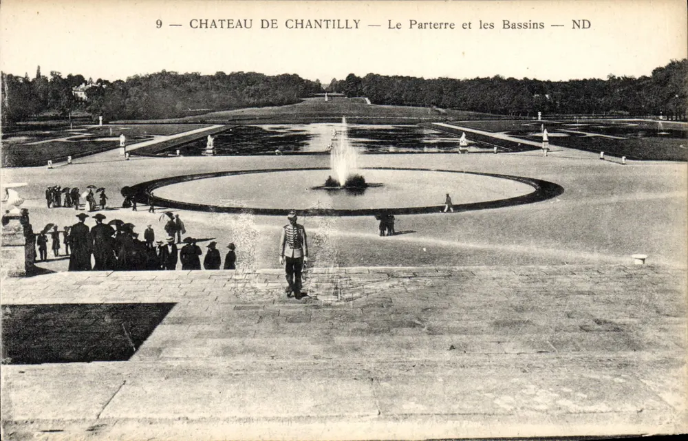 Schloss Chantilly — Der Parterre und die Bassins — ND - Vorderseite