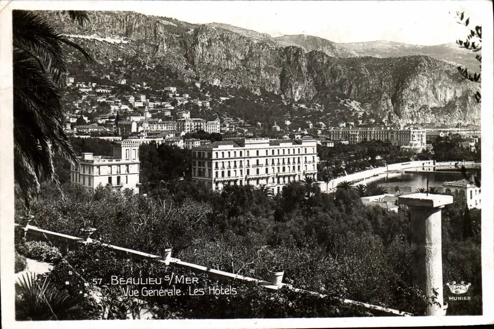 Beaulieu-sur-Mer — Vista Geral, Os Hotéis — Munier, n°57 - Frente