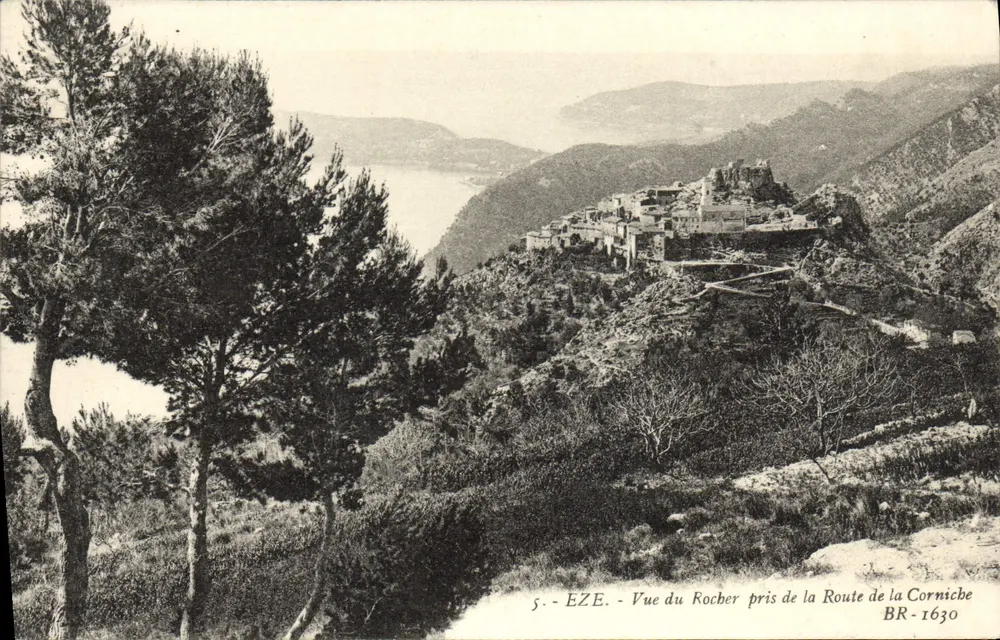 Eze - Uitzicht op het rotsplateau vanaf de Corniche-straat - BR-1630 - Voorkant