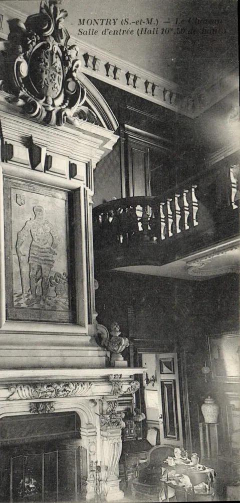 Montry (S.-et-M.) — O Castelo, Sala de entrada (Hall 10º do antigo) - Frente
