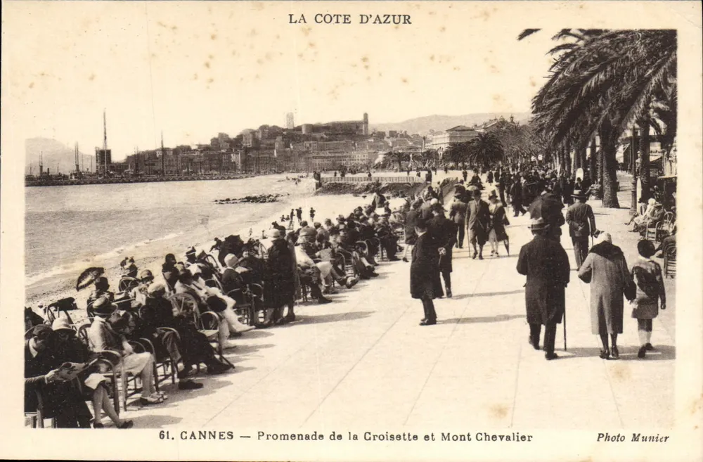 Cannes — Promenade de la Croisette und Mont Chevalier — Photo Munier, n°61 - Vorderseite