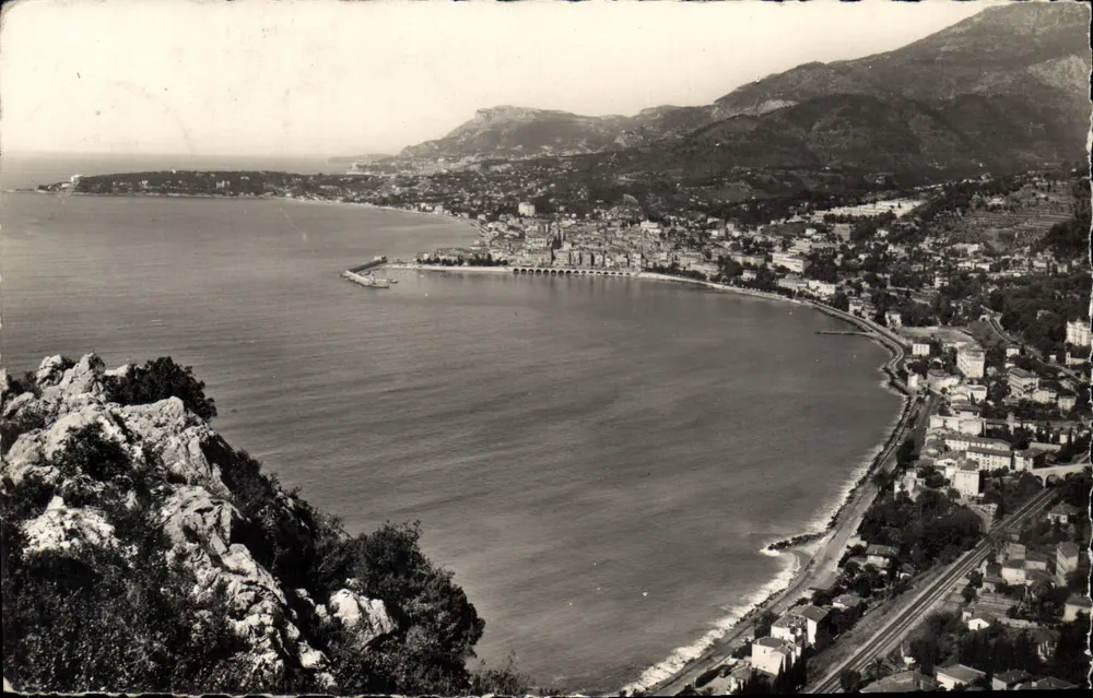 Grimaldi (Itália) — Vista panorâmica do fundo, Menton — Edições M. Ed. de Chine, Menton, n° I-69 - Frente