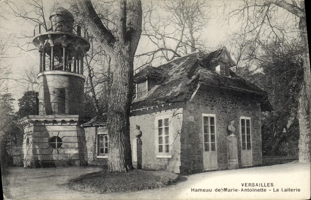 Versailles - Hameau de Marie-Antoinette - La Laiterie - Vorderseite