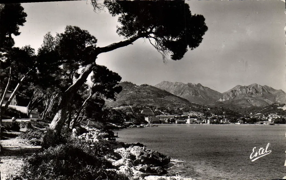 Cap Martin — Visão tirada do Cap Martin — Estel - Frente