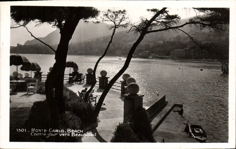 Monte-Carlo Beach — vista de costas para Beausoleil — Edição La Cigogne, Monaco - Frente