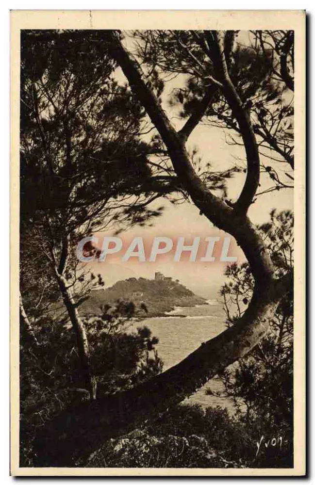 O Cap Ferrat (Alpes-Maritimes) — vista através dos Pinheiros de Alep — Edições de Arte ANON, Paris - Frente