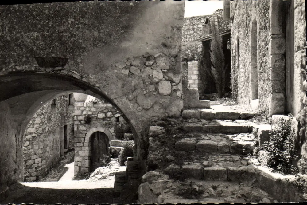 Èze-Village — Im Herzen des Amselhorst — L. Gilletta & Cie - Vorderseite