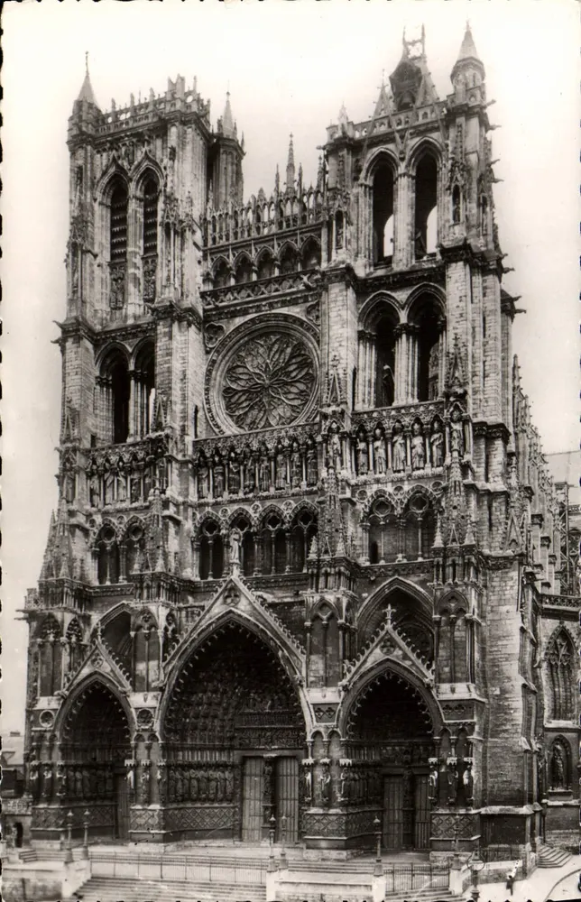 Amiens (Somme) — Catedral — Cliché R. LELONG - Frente