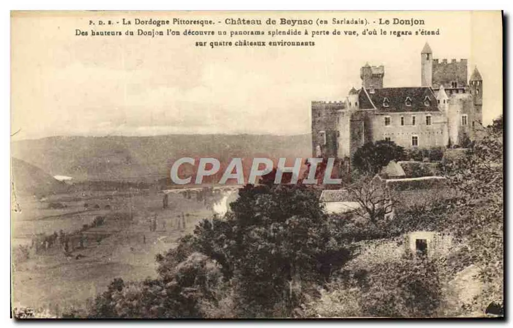 Castelo de Beynac (em Sarlatais) — O Donjon — Vista panorâmica sobre quatro castelos circundantes — Fot. P. Dautin & Sarlat - Frente