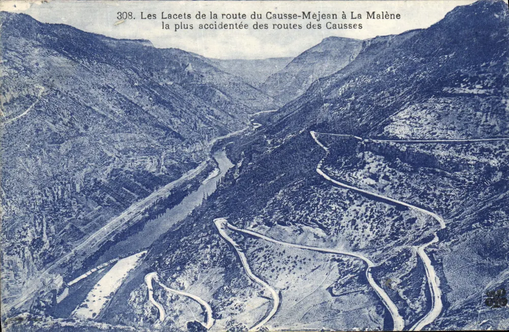 Die Lacets der Causse-Méjean Straße nach La Malène — die am meisten gewundene Straße der Causses — n°308 - Vorderseite