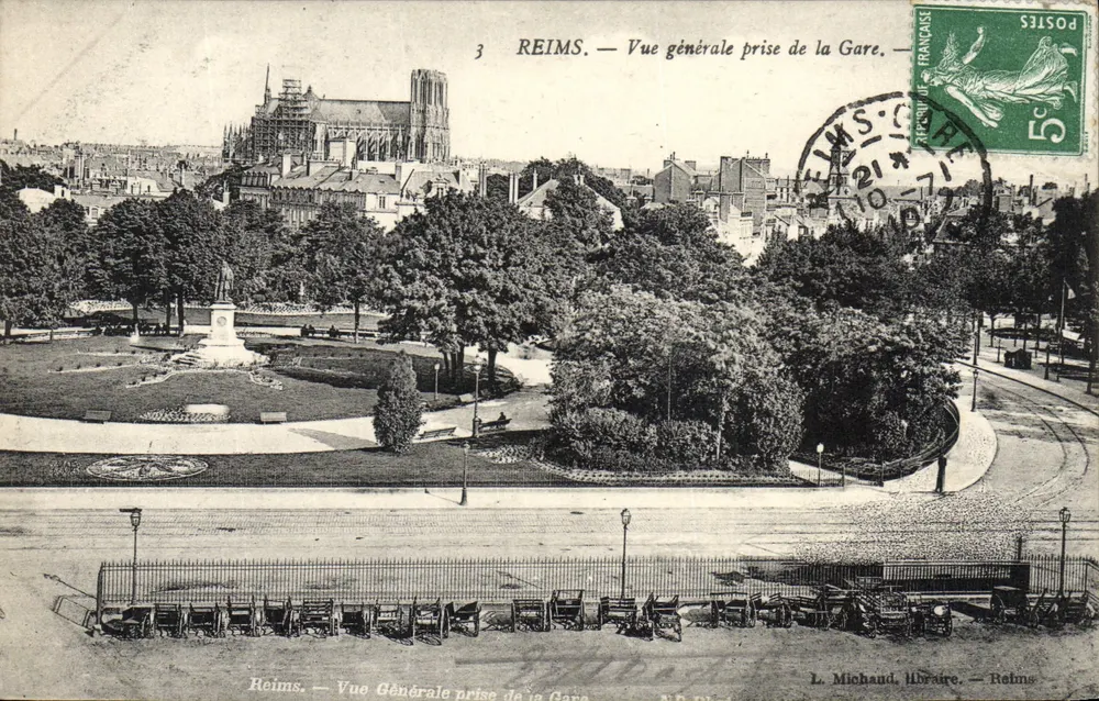 Reims — Vista geral tirada da Estação — L. Michaud, livreiro, Reims - Frente
