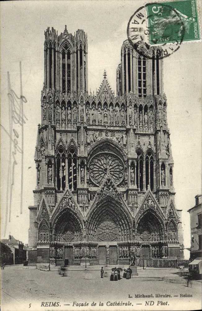Reims — Facha da Catedral — L. Michaud, livreiro — Reims - Frente