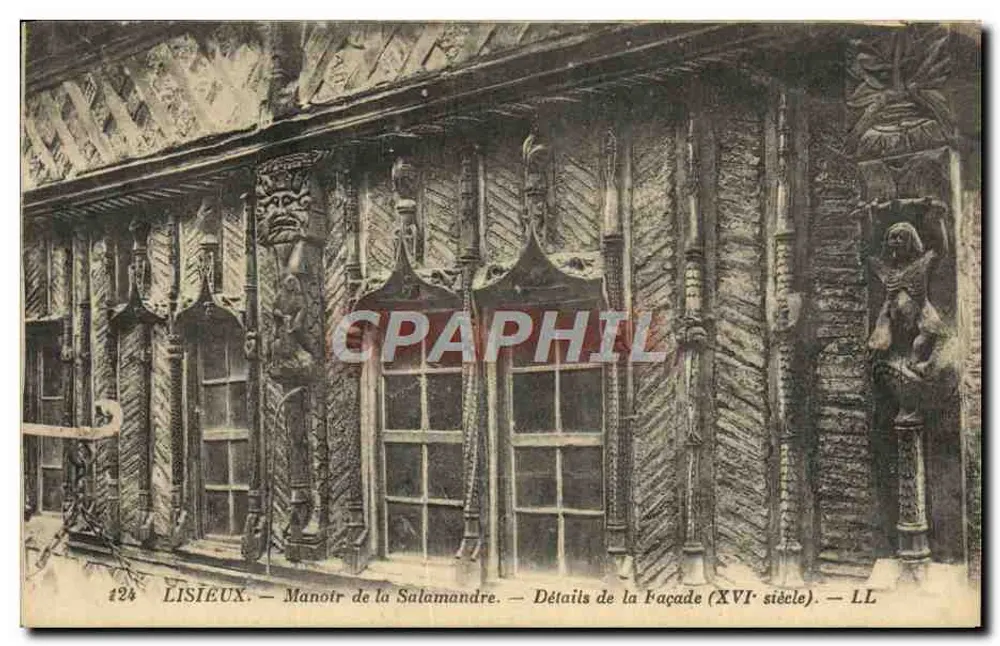 Lisieux — Schloss der Salamander — Details der Fassade (16. Jahrhundert) — LL - Vorderseite