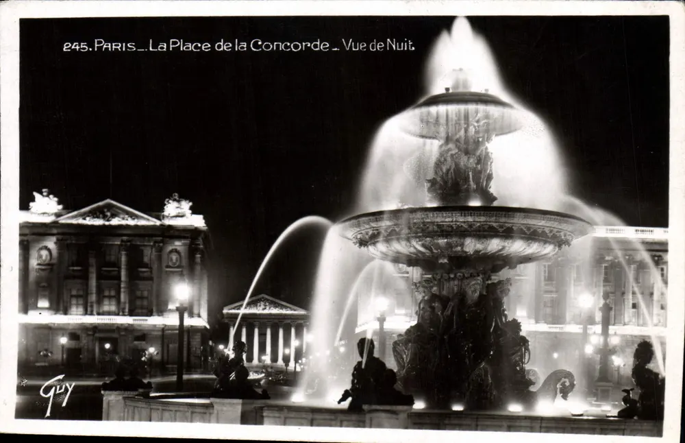 Paris — A Praça da Concórdia — Vista de Noite — Guy - Frente