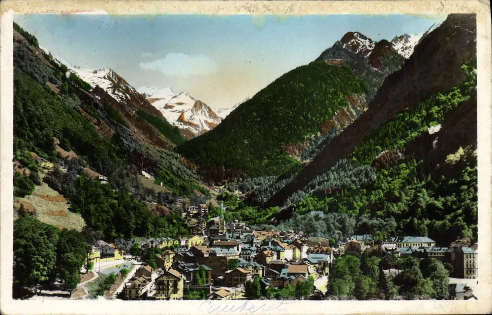 Cauterets — Panorama — especial-Foto G. P. Strasbourg - Frente