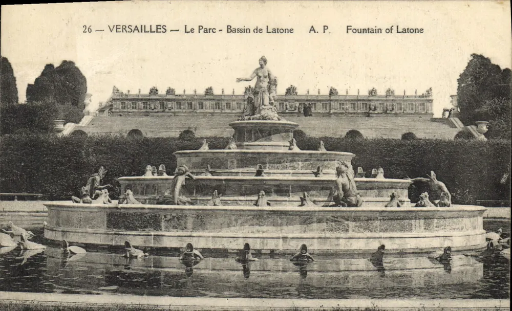 Versailles — O Parque - Lago de Latona — A.P. - Frente