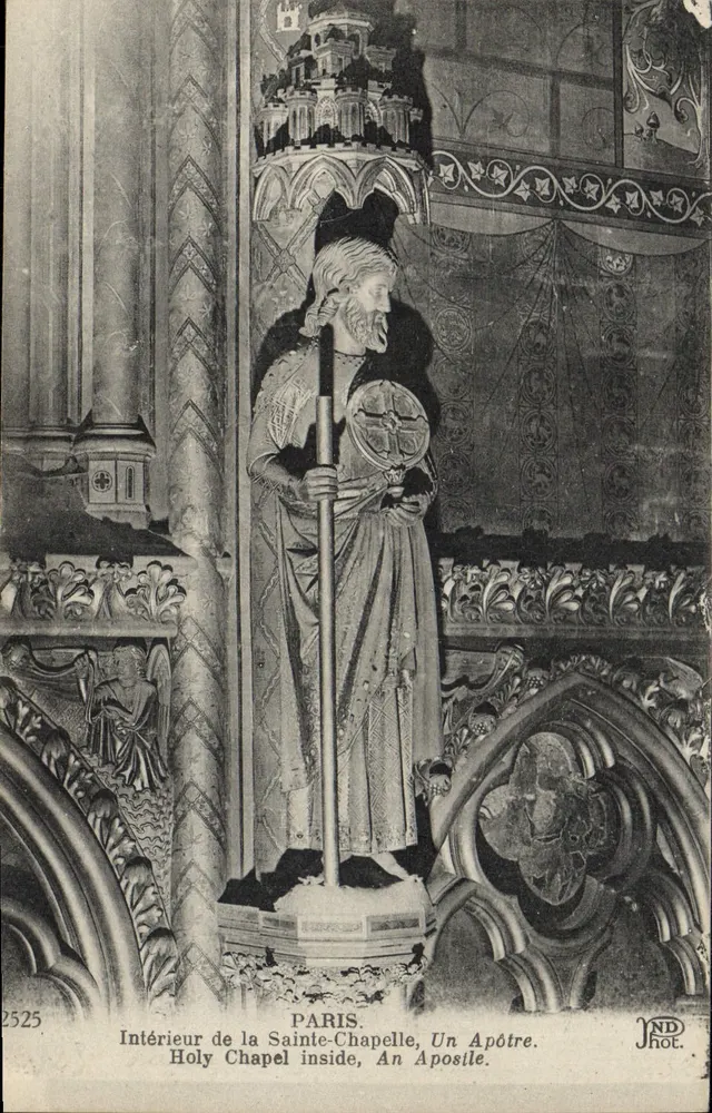 Innenansicht der Sainte-Chapelle — Ein Apostel — JND Phot. - Vorderseite