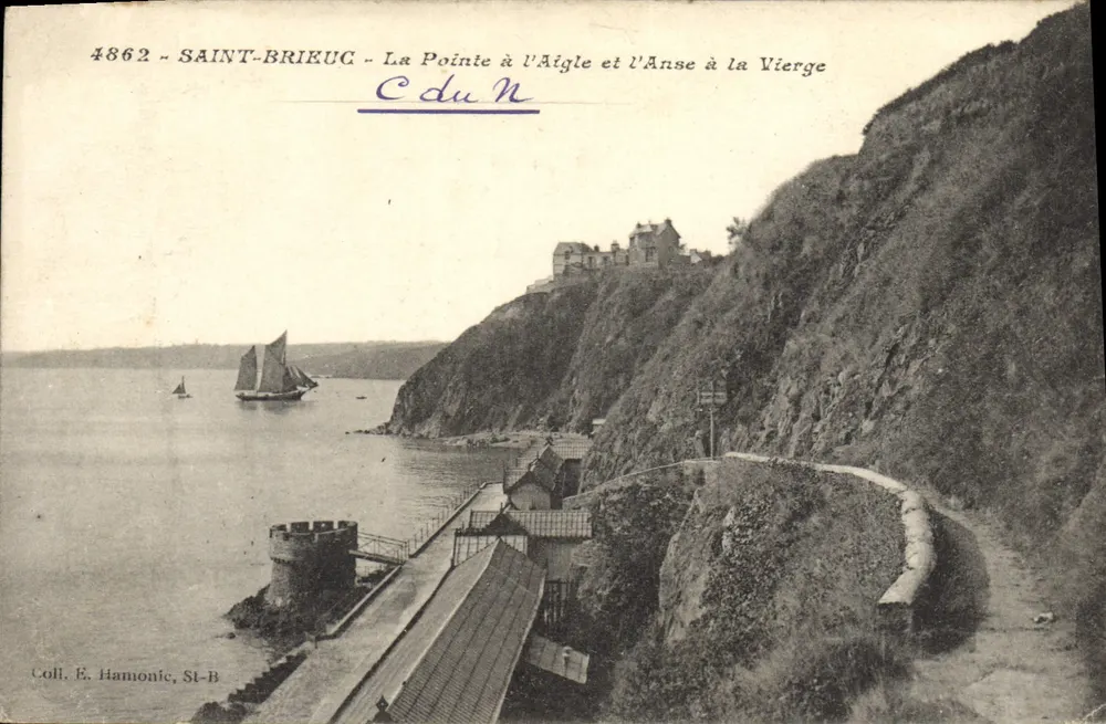 Saint-Brieuc - La Pointe à l'Aigle und l'Anse à la Vierge — Coll. E. Hamonic, St-B - Vorderseite