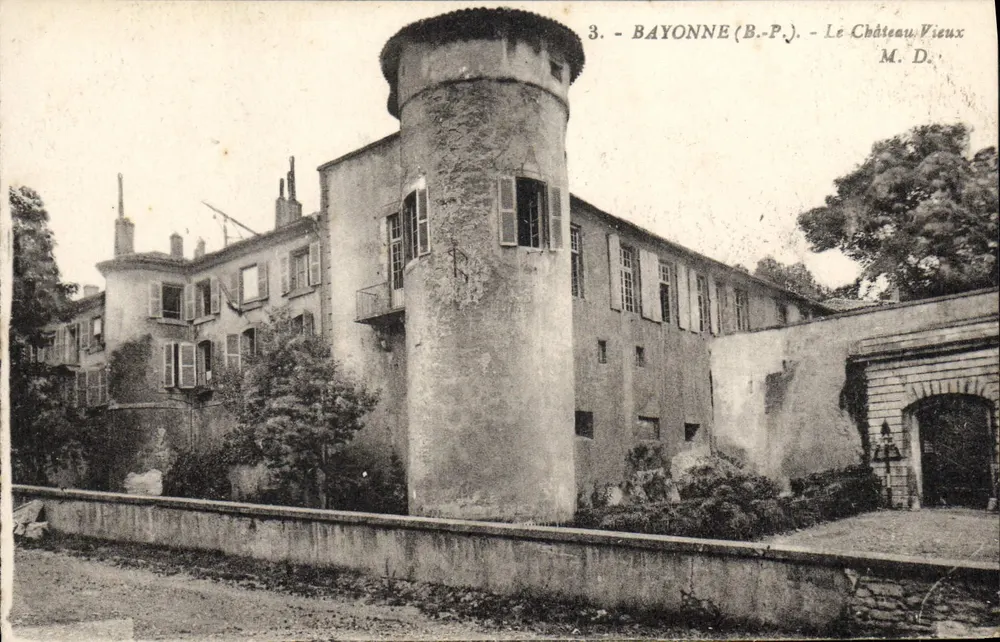 Bayonne (B.P.P.) - O Castelo Velho — M.D. — n°3 - Frente