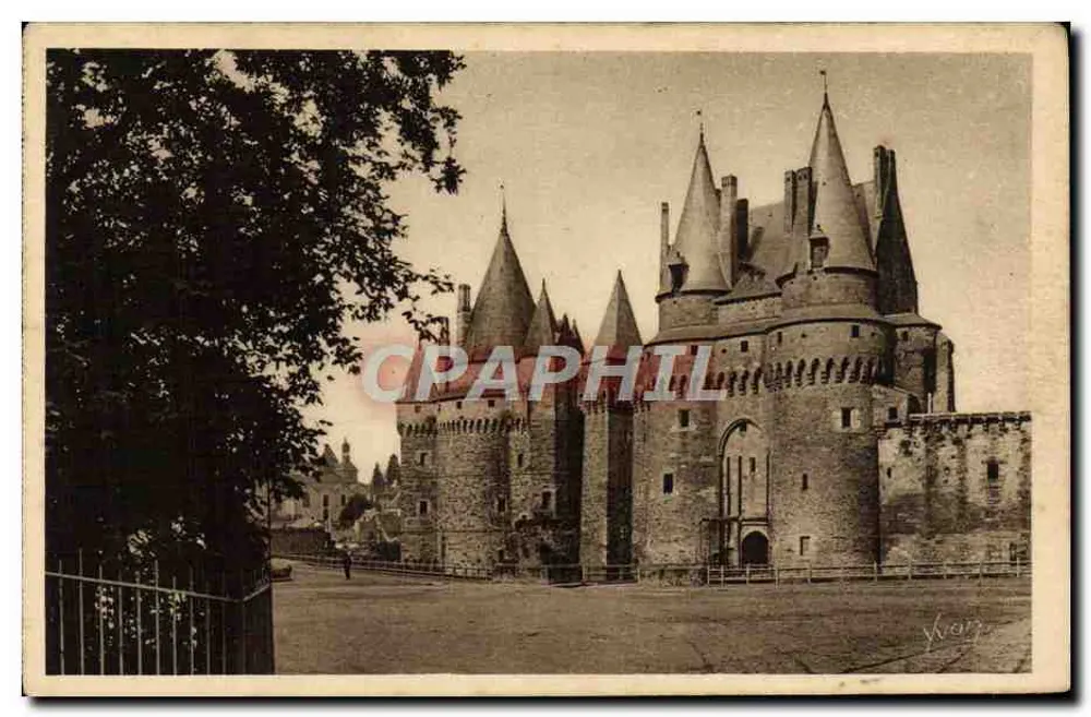 Castelo de Vitré — Bretanha — Edições de Arte Yvon - Frente