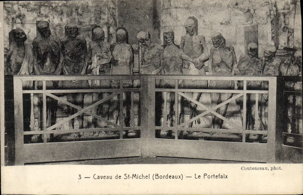 Krypta von St-Michel (Bordeaux) — Le Portefaix — Coutenceau, phot. - Vorderseite