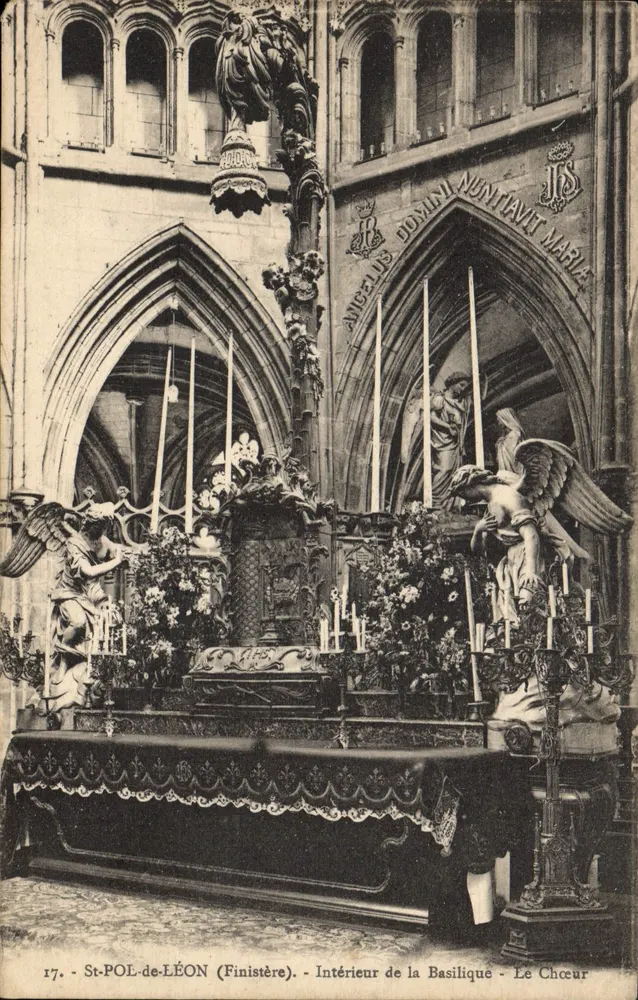 St-POL-de-LÉON (Finistère) — Interior da Basílica — o Coro — editor não identificado, n° 17 - Frente