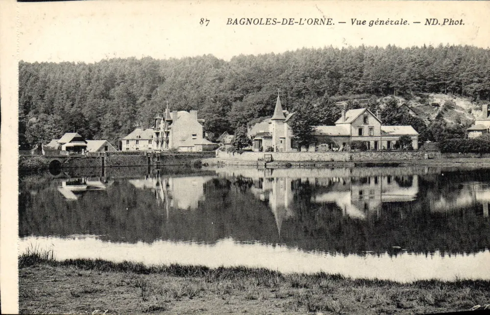 Bagnoles-de-l'Orne — Vista Geral — ND. Phot. - Frente
