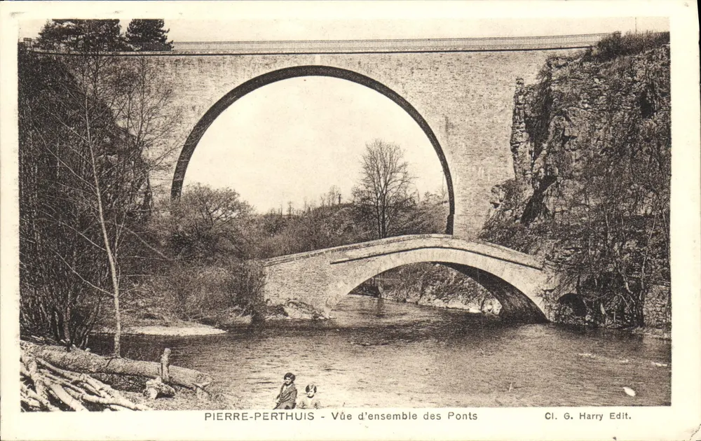 Pierre-Perthuis — Vista geral dos Pontes — Cl. G. Harry Edit. - Frente
