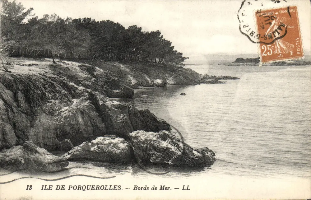 Ilha de Porquerolles — Bordas do Mar — LL - Frente