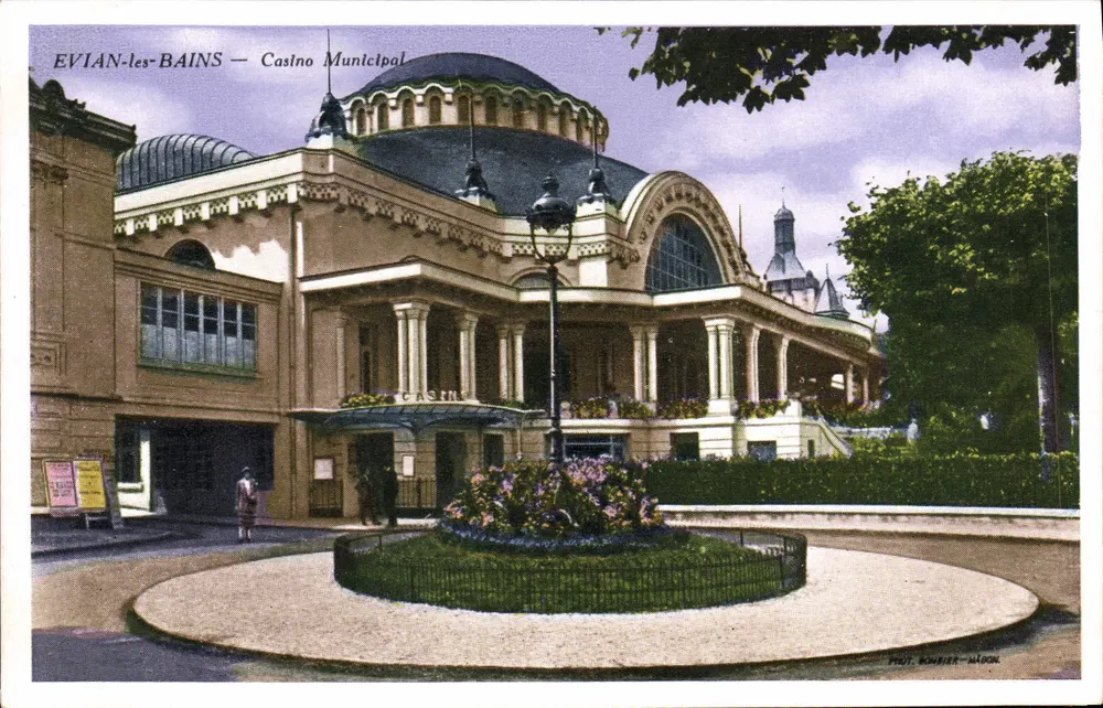 Evian-les-Bains — Casino Municipal — Fot. Bouvier-Nâcon - Frente