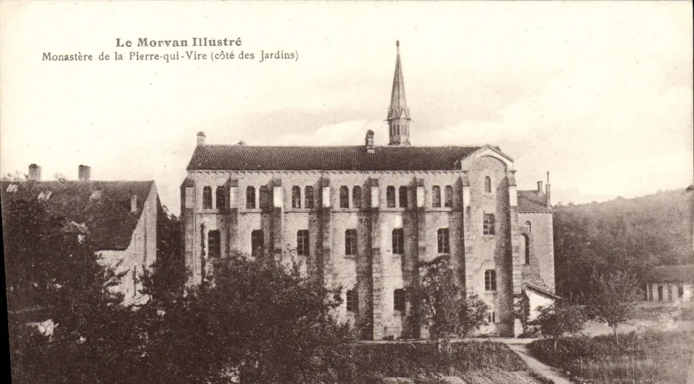 Kloster der Pierre-qui-Vire (Gartenseite) — Le Morvan Illustré - Vorderseite