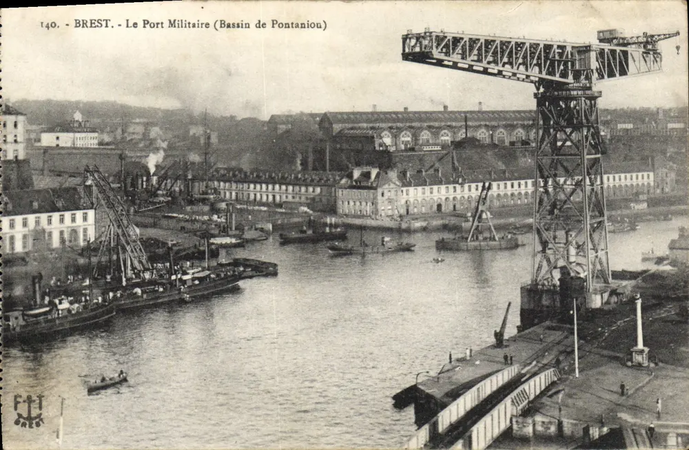 BREST - Der Militärhafen (Bassin de Pontaniou) — unbekannter Verlag, Nr. 140 - Vorderseite