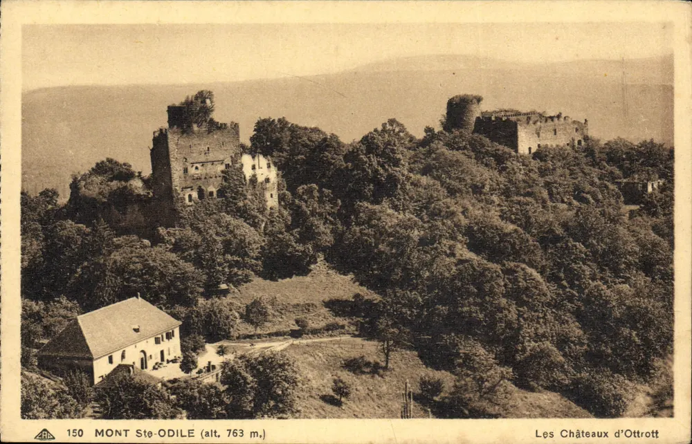 De Castellen van Ottrott — Mont Ste-Odile (alt. 763 m.) — Uitgever: Arts Photographiques de Strasbourg - Voorkant