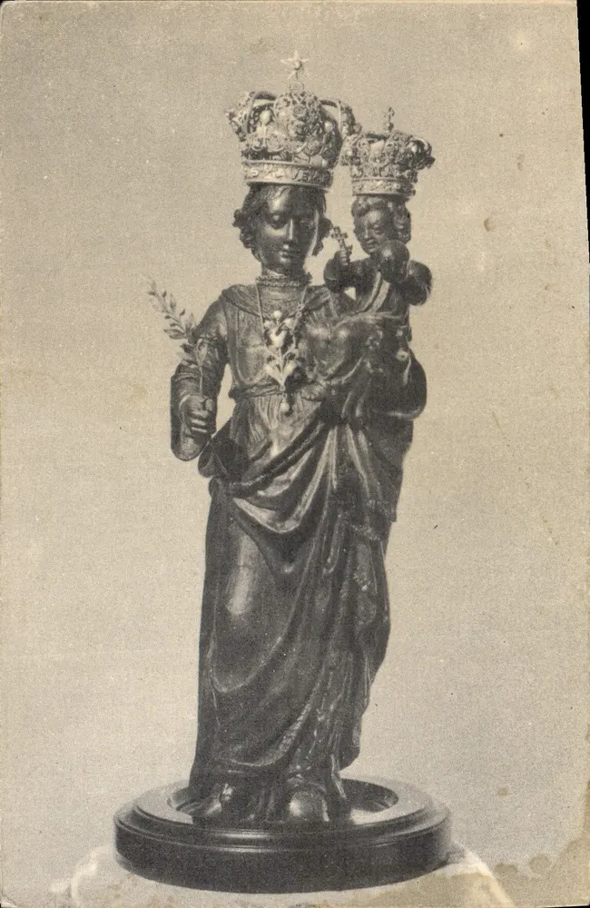 Wunderbare Statue der Jungfrau des Friedens — in der Kapelle des Konvents verehrt — Mutterhaus der Religiosen der Heiligen Herzen und der Anbetung, Paris - Vorderseite