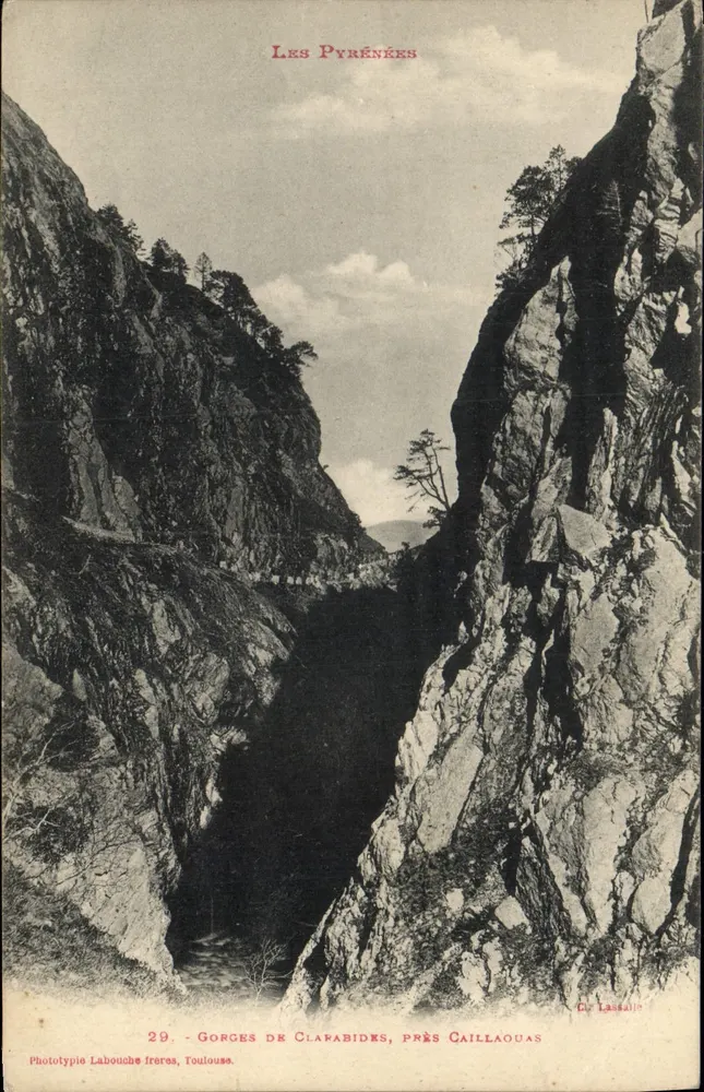 Gorges van Clarabides, bij Caillaouas — De Pyreneeën — Fototypie Labouche frères, Toulouse, n°29 - Voorkant