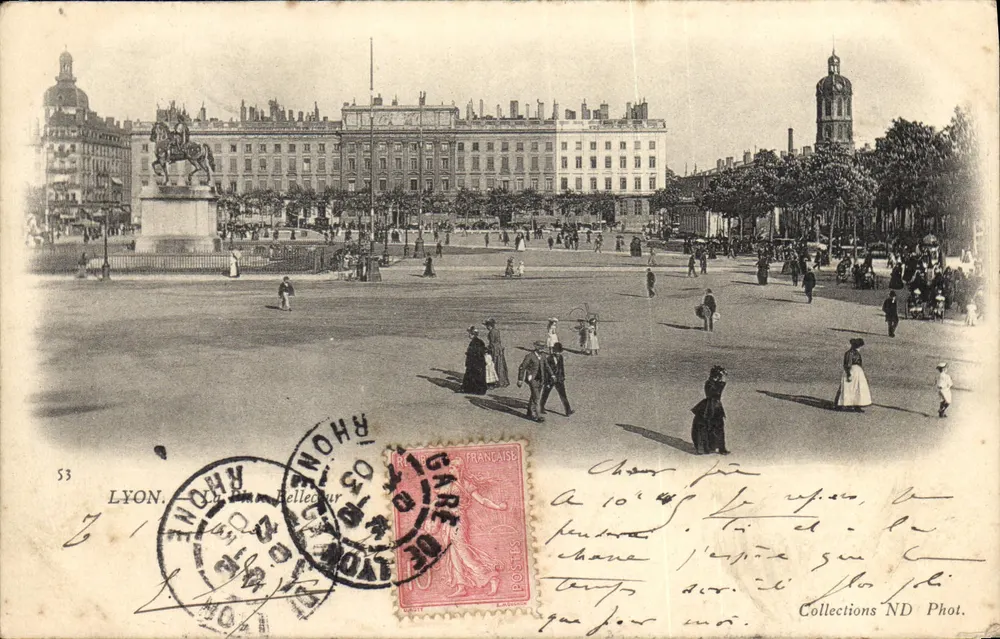 Place Bellecour — Lyon — Coleções ND Phot. - Frente