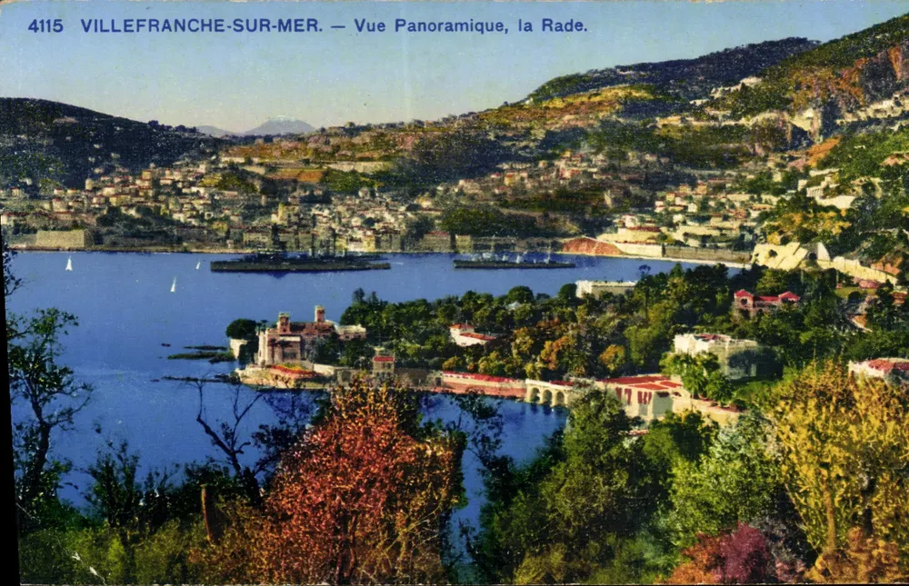 Villefranche-sur-Mer — Panoramablick, die Bucht. — Herausgeber: Photochromie A.D.I.A. (St-Roch) NICE - Vorderseite