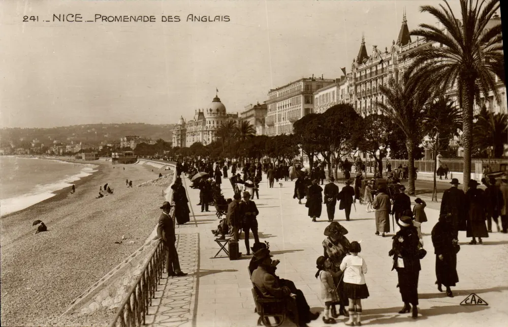 NICE - Promenade des Anglais — Bilhete postal antigo n°241, editor C.A.P. Strasbourg - Frente