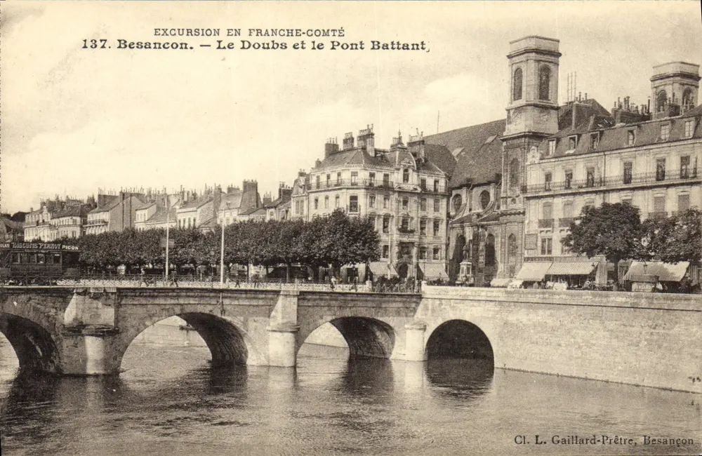 Besançon — O Doubs e o Ponte Batente — Cl. L. Gaillard-Prêtre, Besançon - Frente