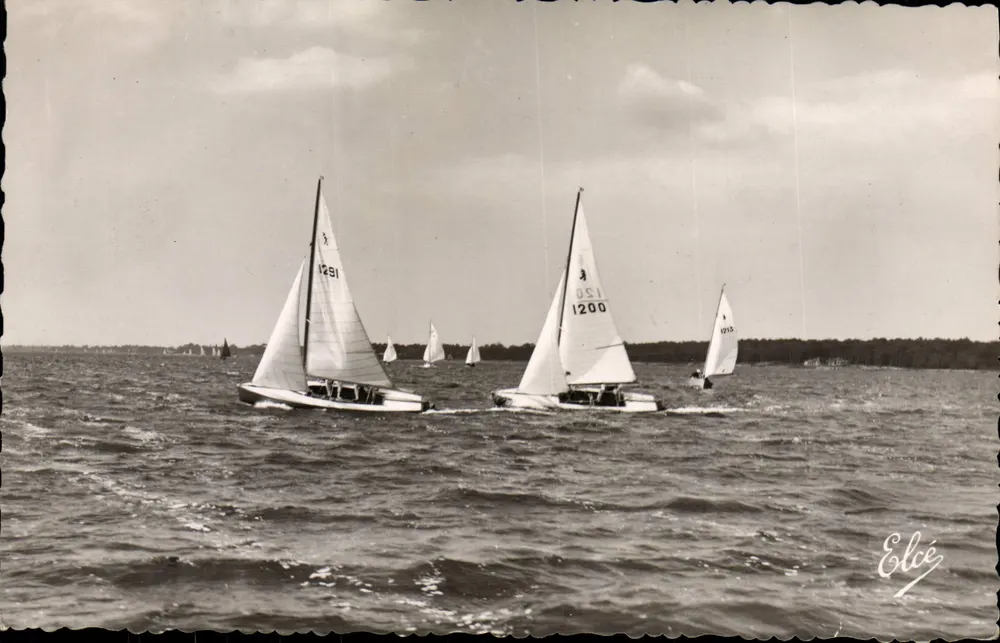 Bassin d'Arcachon — Regatas — L. Chatagneau, 1092 - Frente