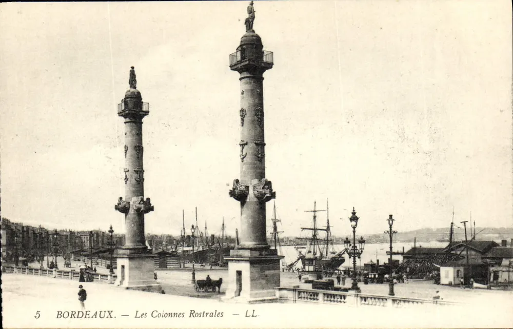 Bordeaux — As Colunas Rostrais — LL - Frente