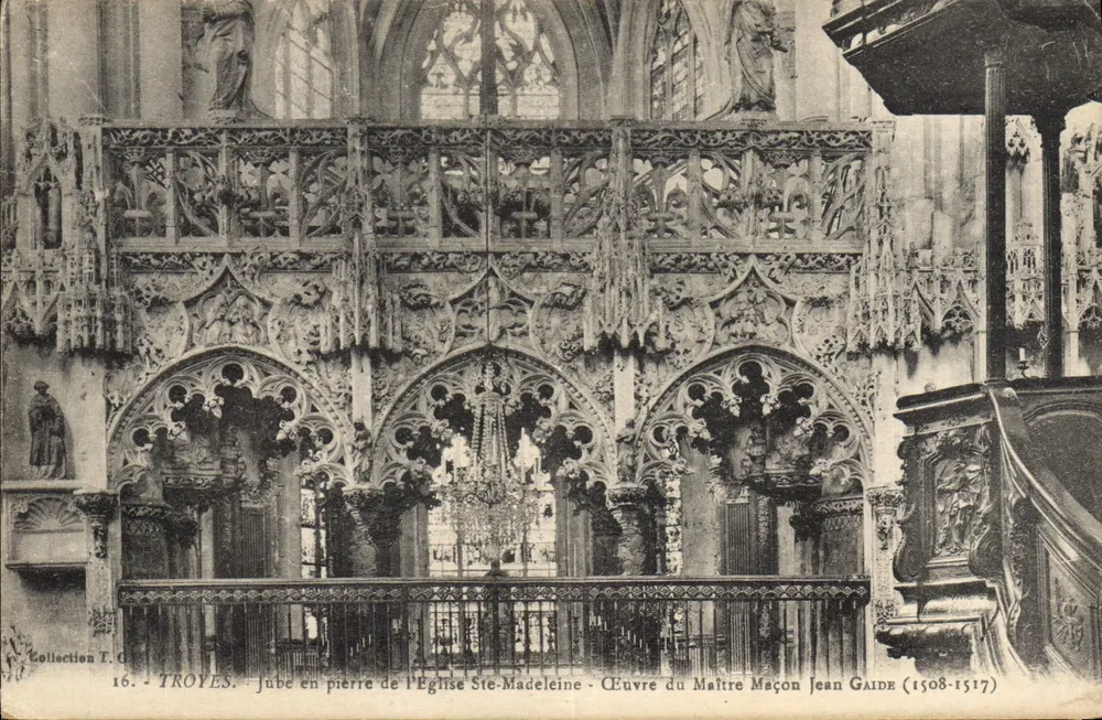 Troyes - Steinernes Chor der Kirche Saint-Madeleine - Werk des Meistersteiners Jean Gaide (1508-1517) - Vorderseite