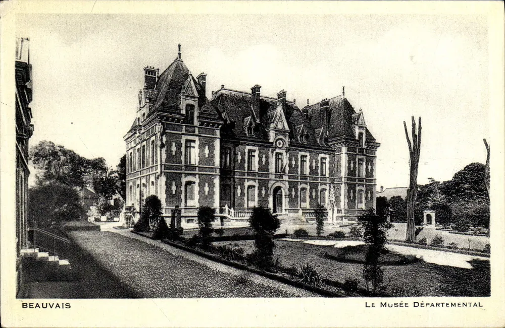 Beauvais — O Museu Departamental — Editor desconhecido, número de série não visível - Frente
