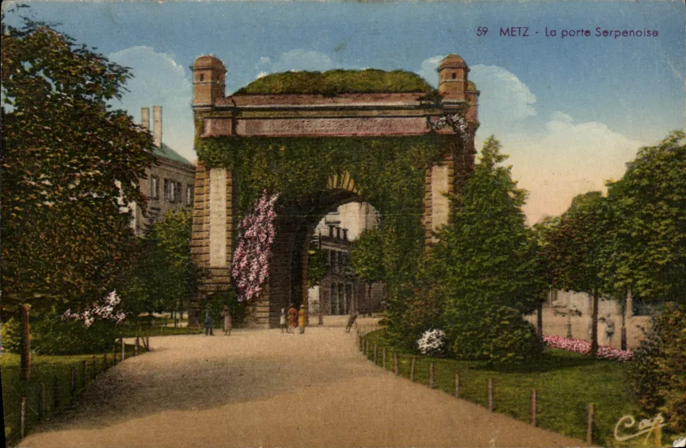 METZ - A porta Serpnoise — editor C. Lafayette, n° 59 - Frente