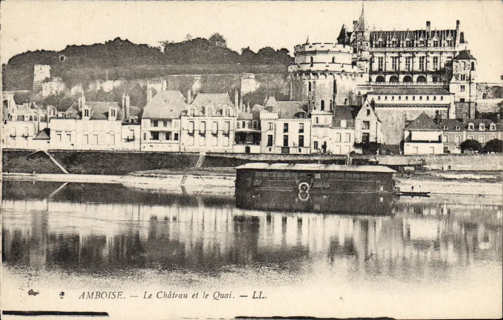 Amboise — Il Castello e il Molo — LL. - Recto