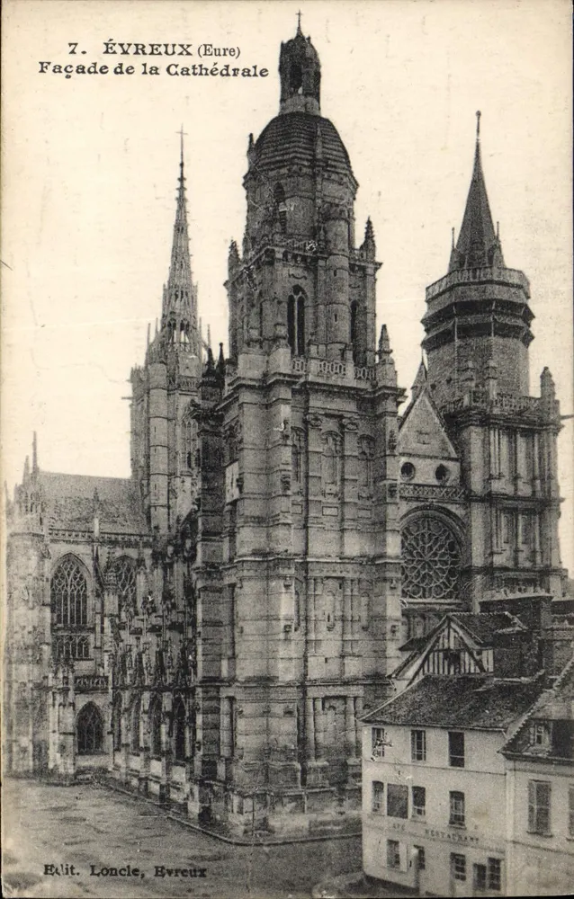 Évreux (Eure) — Fachada da Catedral — Editor Loncle, n°7 - Frente