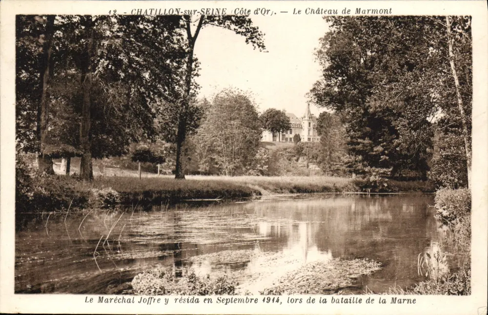Chatillon-sur-Seine — O Castelo de Marmont — residência do mariscal Joffre em setembro de 1914 - Frente