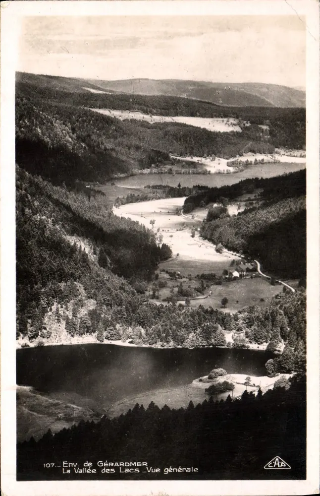 Umgebung von GÉRARDMER — La Vallée des Lacs — Allgemeiner Blick — CAA n°107 - Vorderseite