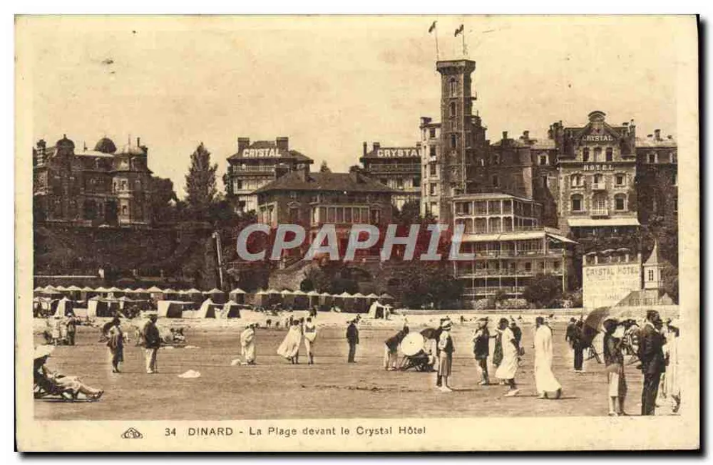 Dinard - A Praia diante do Hotel Crystal — Bilhete postal antigo n°34 - Frente