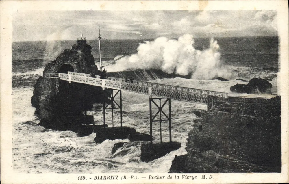 Biarritz (B.-P.) — Rocher de la Vierge M.D. — n° 459 - Frente